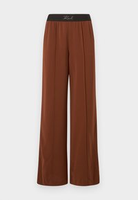 Atlasīts, friar brown