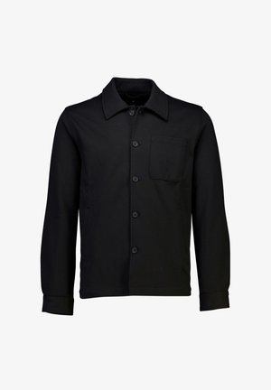 Schwarze Jacke aus glattem Stoff, mit spitzem Kragen, langen Ärmeln, vorderer Knopfleiste und einer einzelnen Brusttasche.