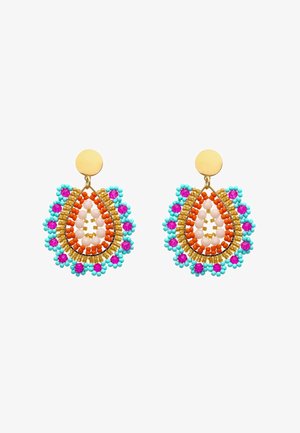 Cercei cu mărgele în formă de lacrimă, în culorile portocaliu, alb și turcoaz, cu accente aurii și detalii roz din mărgele.