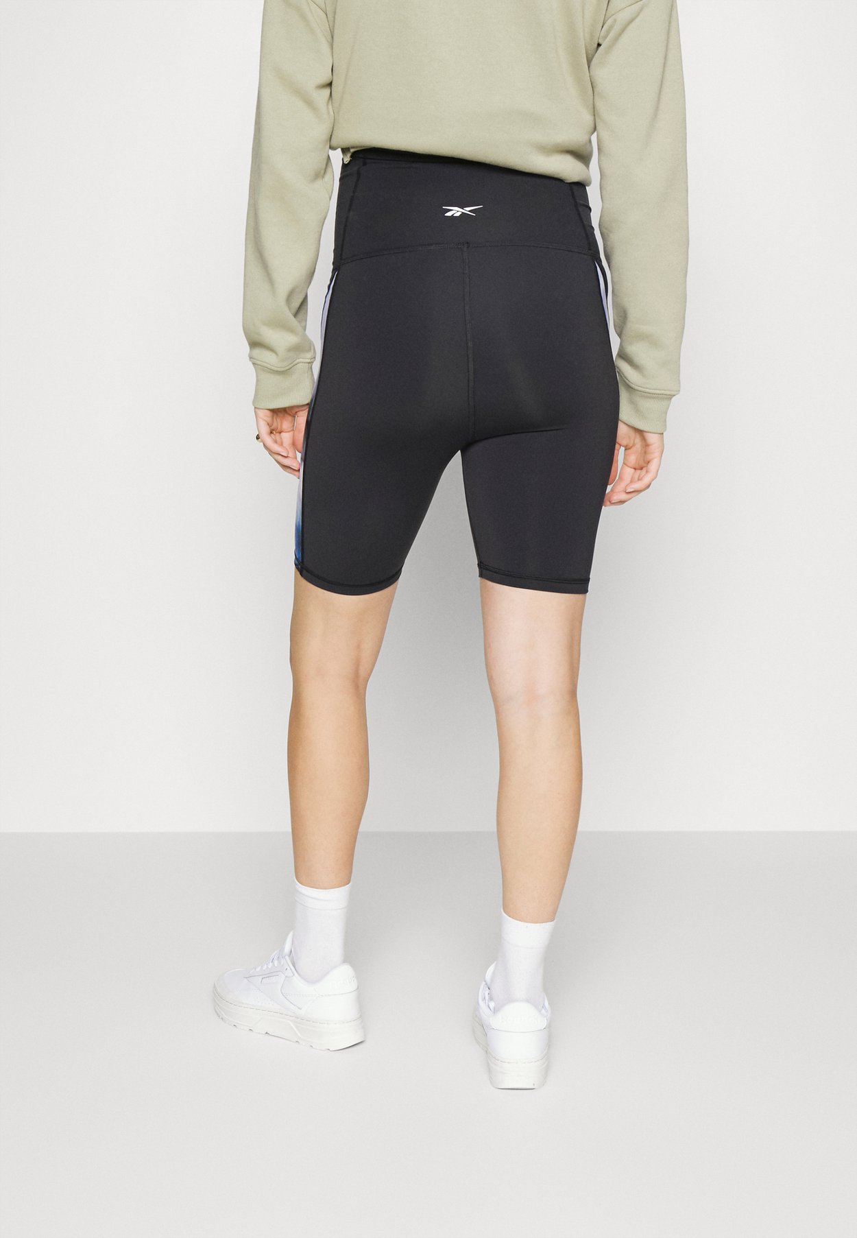 LUX SHORT