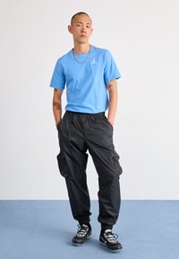 Jordan JUMPMAN CREW - Basic póló - legend blue/white