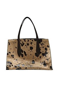 Borsa a tracolla maculata in pelle beige e marrone, caratterizzata da una superficie texturizzata, due manici allungati e una forma rettangolare strutturata.