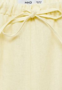 Mango ALADA - Broek - light yellow