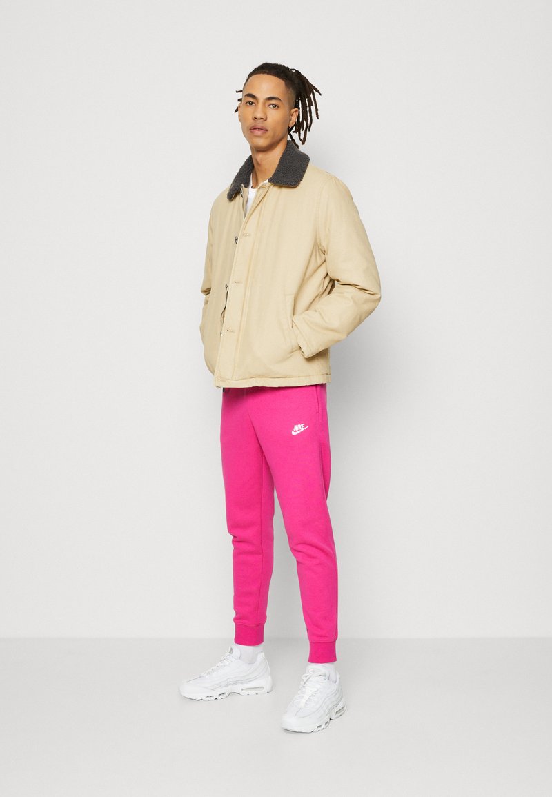 mens nike pink tracksuit