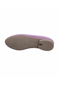 Think! Slip-ons - purple