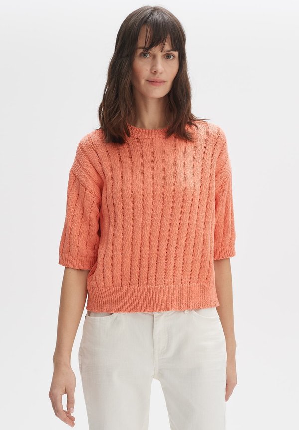 PUNZI - Strickpullover - peachy coral