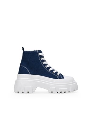 Zapatillas altas - jeans