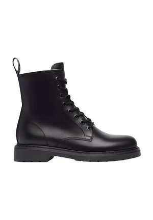 Stivaletti con plateau - nero