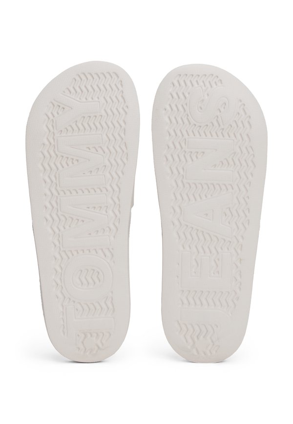 ESS - Pool slides - ecru3