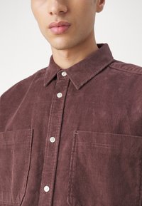 Only & Sons ONSALP - Shirt - peppercorn