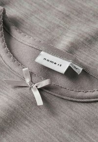 Name it MIT LANGEN ÄRMELN SLIM FIT - Pulover - satellite
