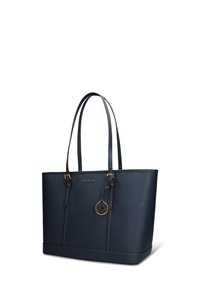 Marineblauwe faux leren shopper met twee schouderbanden, gouden hardware, geperst logo en gestructureerd rechthoekig ontwerp. Getextureerd oppervlak.