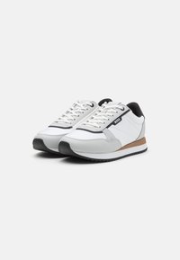BOSS KAI ADAPTIVE - Tenisice - institutional white