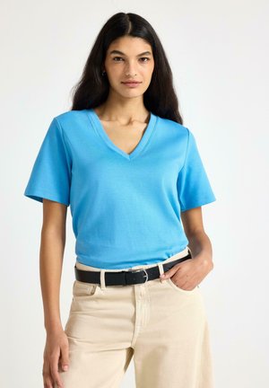 T-shirt basic - light dusty blue