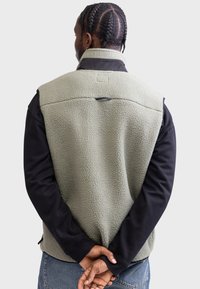 Redefined Rebel TY WAISTCOAT REGULAR FIT - Waistcoat - agave green