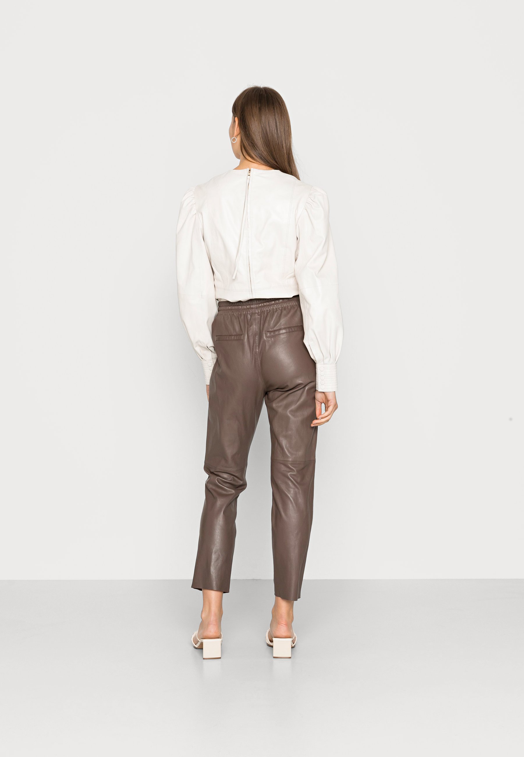 Oakwood GIFT - Leather trousers - smoke 