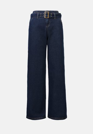 Weit geschnittene Jeans aus dunkelblauem Denim mit hoher Taille, einem passenden Stoffgürtel mit goldener Schnalle und verstärkten Nähdetails.