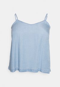 Top de denim azul-claro com alças ajustáveis finas, decote em V e silhueta fluida. Apresenta uma bainha com pequenas aberturas laterais.