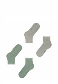 Set von vier Socken in zwei Grüntönen und zwei Grautönen. Ein Paar hat ein strukturiertes Muster, während die anderen glatt sind.