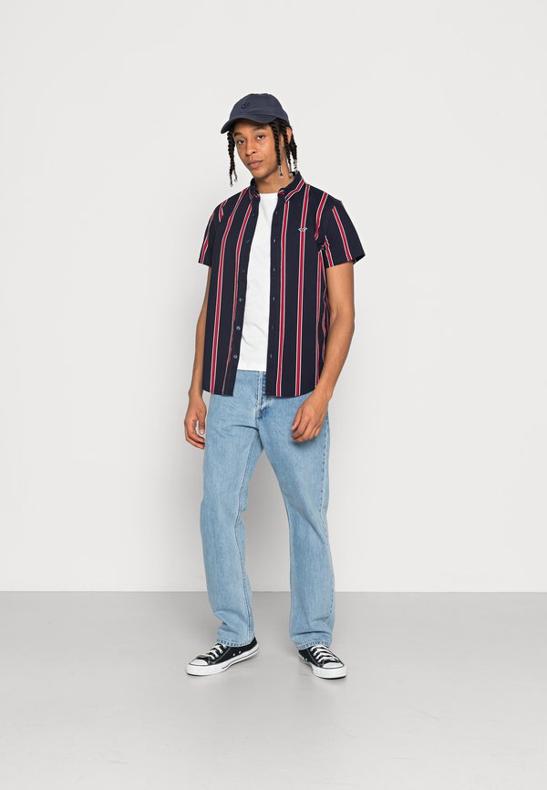 LE VRAI EDOUARD UNISEX - Basic T-shirt