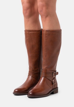 Boots - cognac