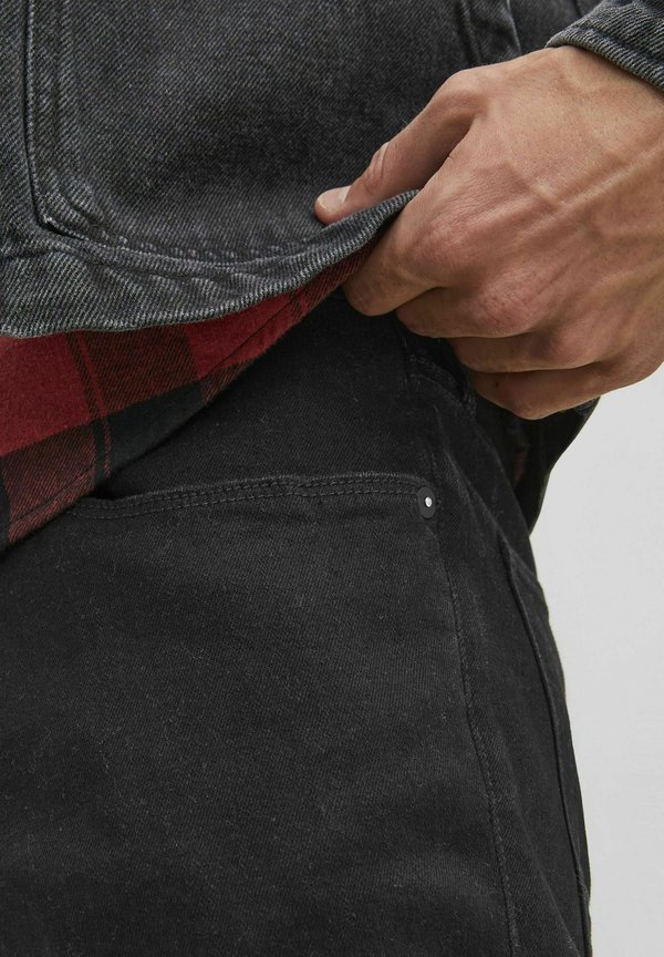 Clark - Straight leg jeans4