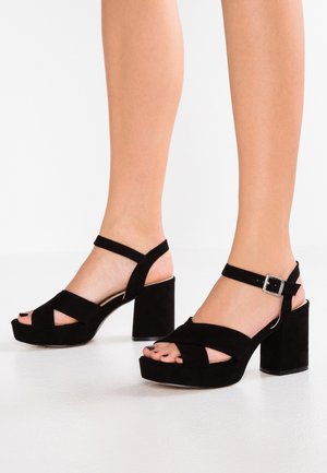 Sandalen met plateauzool - black