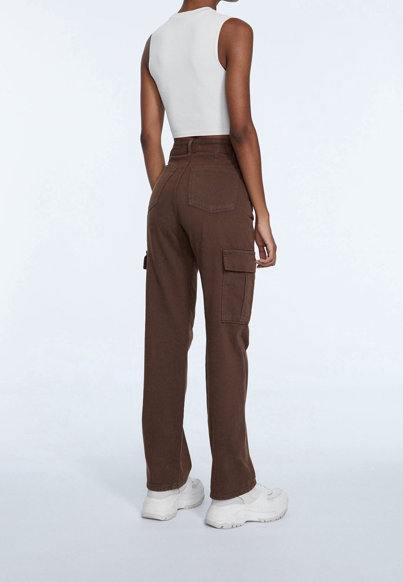 Pantalón Cargo Pantalones Vaqueros Marrones Mujer Stradivarius