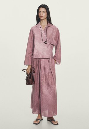 SNAKESKIN PRINT - Trousers - mottled pink