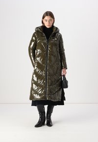 Blauer KERNA - Cappotto invernale - verde pigna