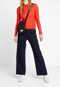 Noisy May Pullover - red