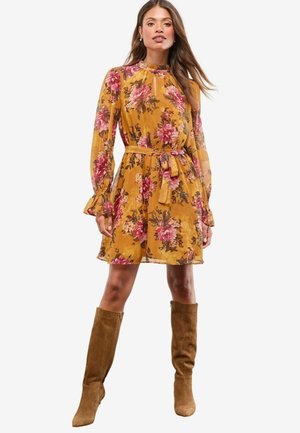 REGULAR FIT - LONG SLEEVE  - Day dress - yellow floral