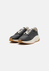 BOSS Sportcipő - black