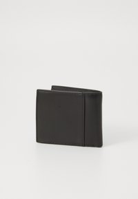 Portefeuille en cuir noir au design minimaliste, avec une texture lisse, des bords cousus et une forme pliable.