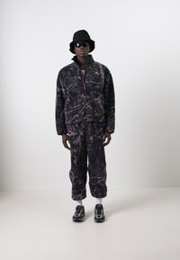 Nike ACG TFADV WNDPF - Forro polar - dark raisin/black/black/summit white