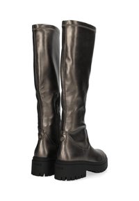 Bottes métalliques bronze arrivant au genou avec une texture lisse, dotées d'une fermeture éclair sur le côté, d'un bout arrondi et d'une semelle en caoutchouc noire chunky.
