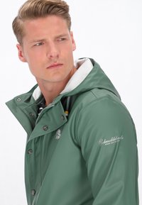 Schmuddelwedda Cappotto corto - green
