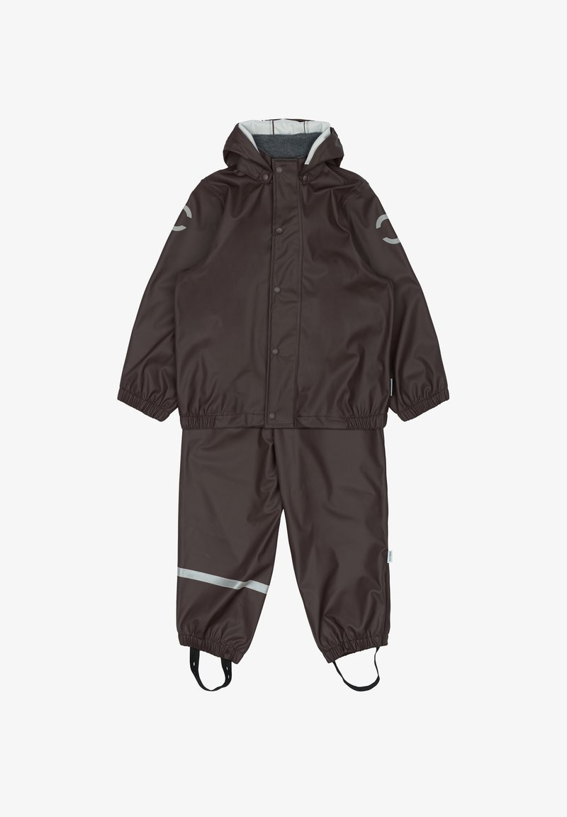 Pruun veekindel vihmakiiver kapuutsiga, nööpnõeltega sulgemised, elastsed mansetid ja peegeldavad triibud. Valmistatud siledast ja vastupidavast materjalist.