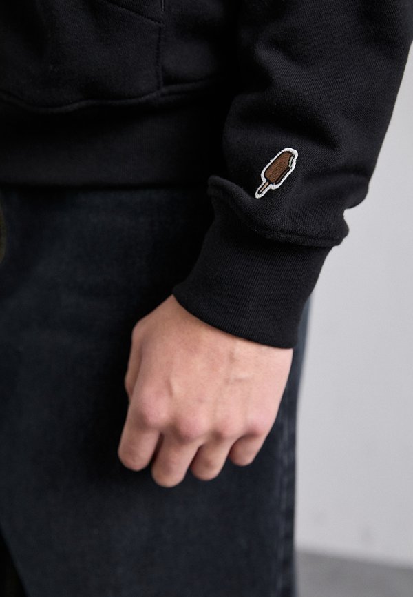 RHINESTONE CONES & BONES POPOVER HOOD - Hoodie4