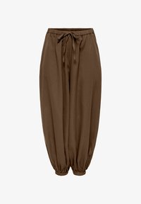 Non sélectionné, dark earth