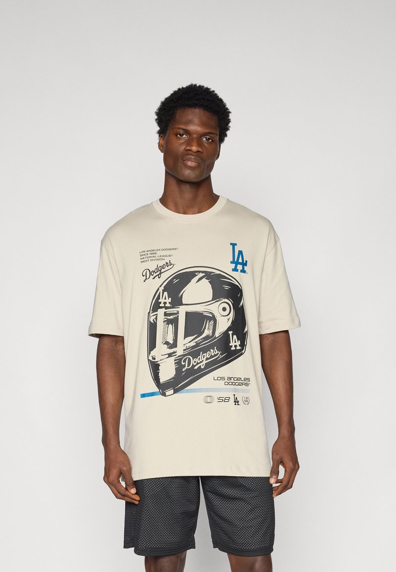 New Era - LOS ANGELES DODGERS RACING TEE - Print T-shirt - beige, Enlarge