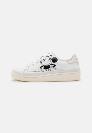 MEGAMASTER - Trainers - white