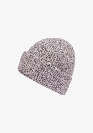 Bonnet tricoté de couleur violet clair avec un bord replié et une petite étiquette rectangulaire avec logo au centre avant.