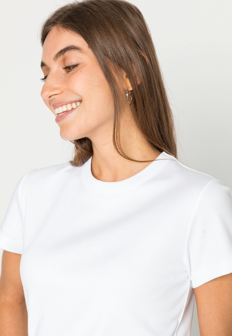 Damen T-Shirts | Opus SAMUN T-Shirt basic white/weiß - BF83754 Damen T-Shirts | Opus SAMUN T-Shirt basic white/weiß - BF83754