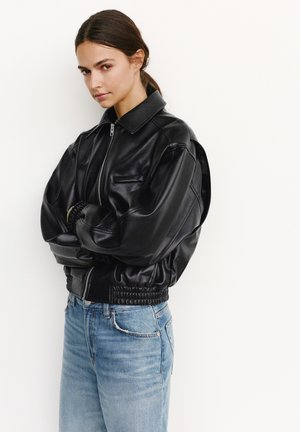 PULL&BEAR, DAD FIT LEATHER EFFECT - JACKET - Giubbotto Bomber - black