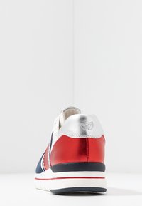 LOVE OUR PLANET by MARCO TOZZI Sneaker low - white/navy