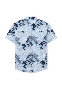 Camicia a maniche corte con sfondo blu e motivi di foglie tropicali in blu navy scuro. Tessuto leggero e traspirante con colletto classico.