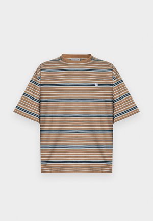 Camiseta de rayas marrón con mangas cortas, presenta rayas horizontales en azul, blanco y azul marino. Incluye un pequeño logo blanco en el pecho.