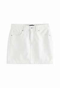 Jupe en jean blanc à coupe droite, avec fermeture à bouton, deux poches avant et accents métalliques. Texture lisse, longueur mi-cuisse.