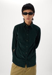 Selected Homme SLHREGOWEN SHIRT - Ing - rain forest